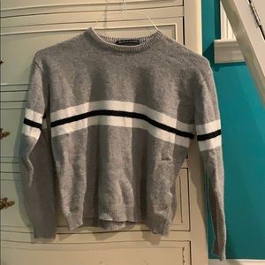 Never worn brandy Melville sweater with stripe